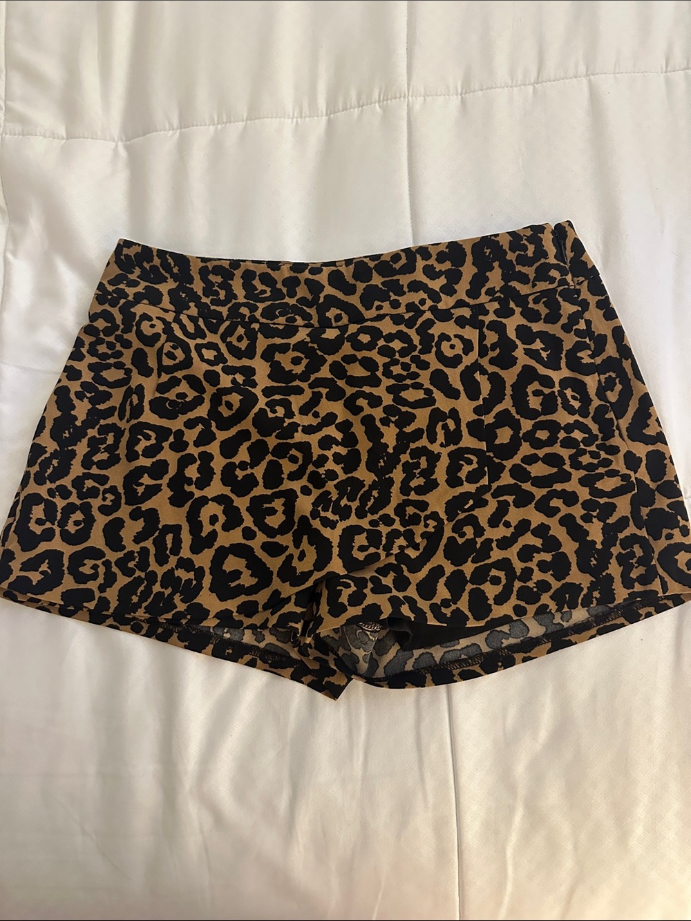 GUESS SKORT